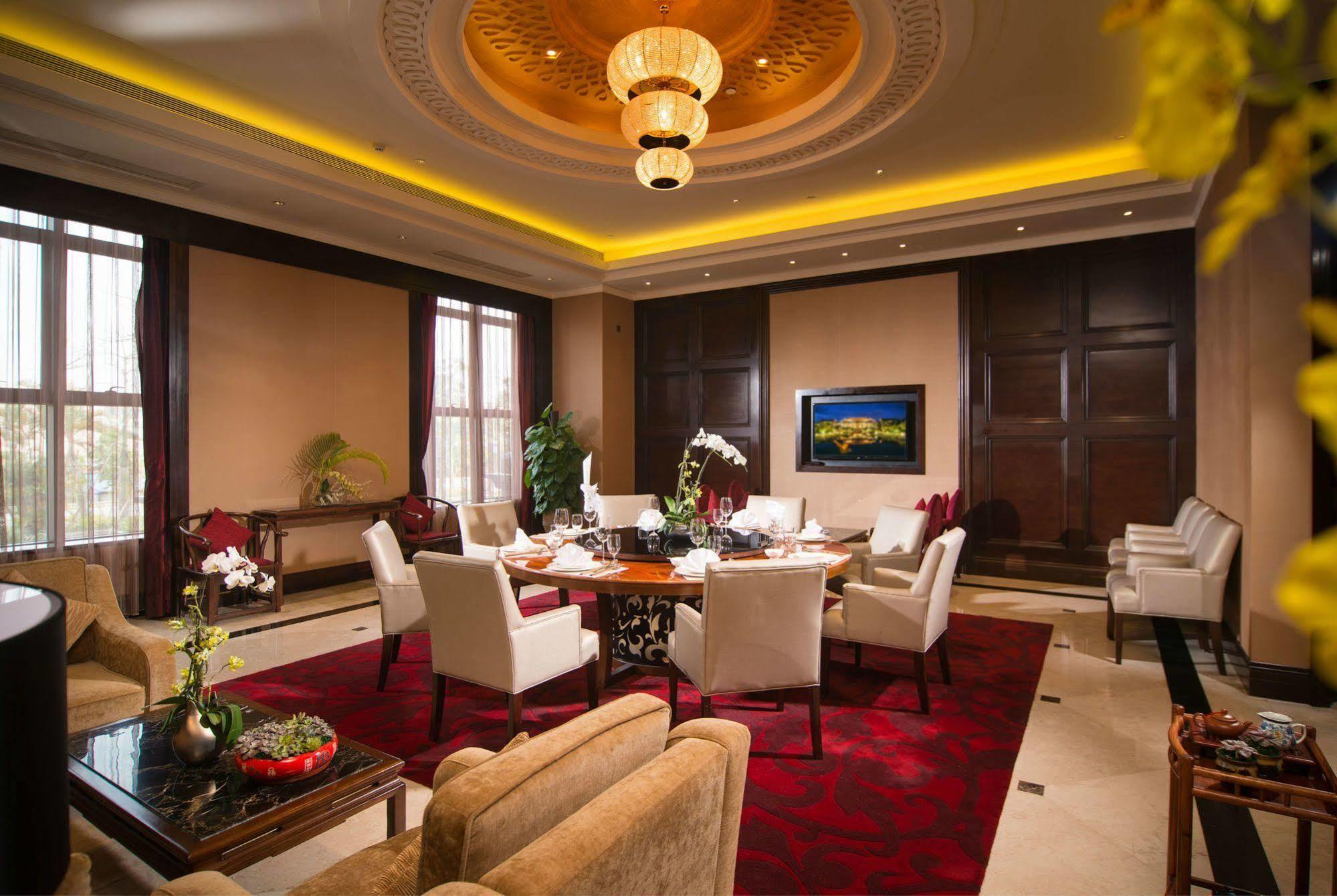 Malachite Hotel Dongguan Дунгуань Экстерьер фото