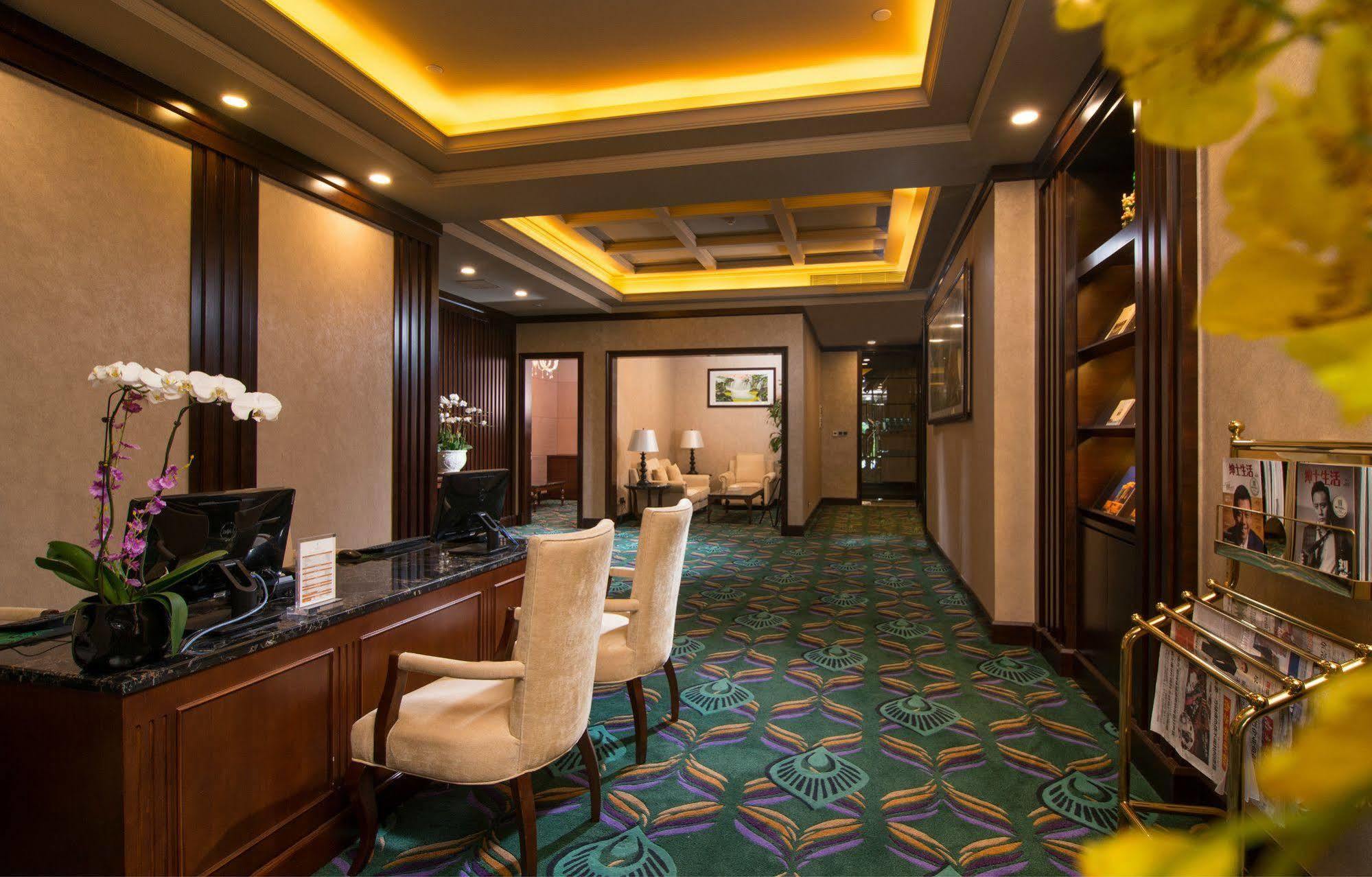 Malachite Hotel Dongguan Дунгуань Экстерьер фото