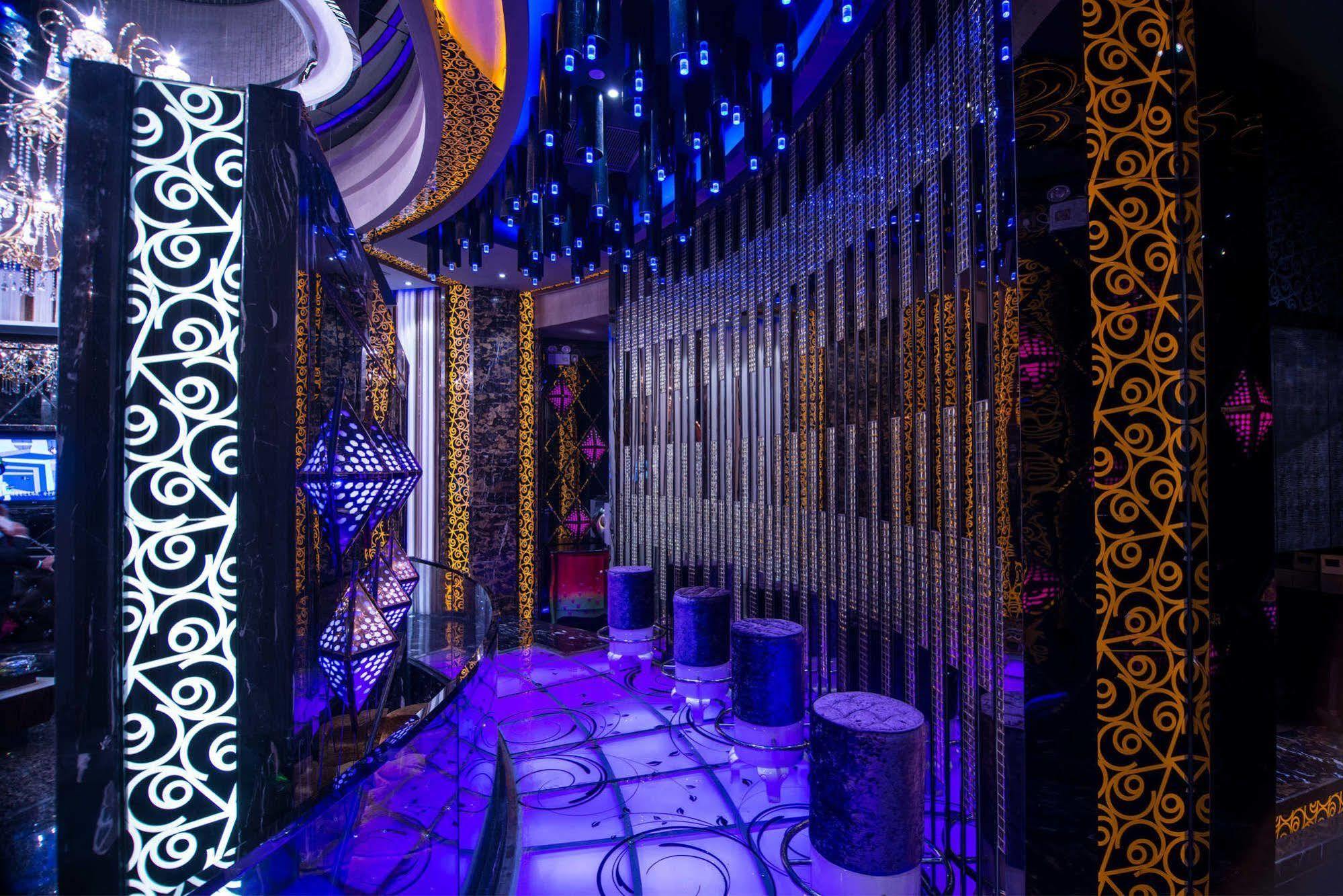 Malachite Hotel Dongguan Дунгуань Экстерьер фото